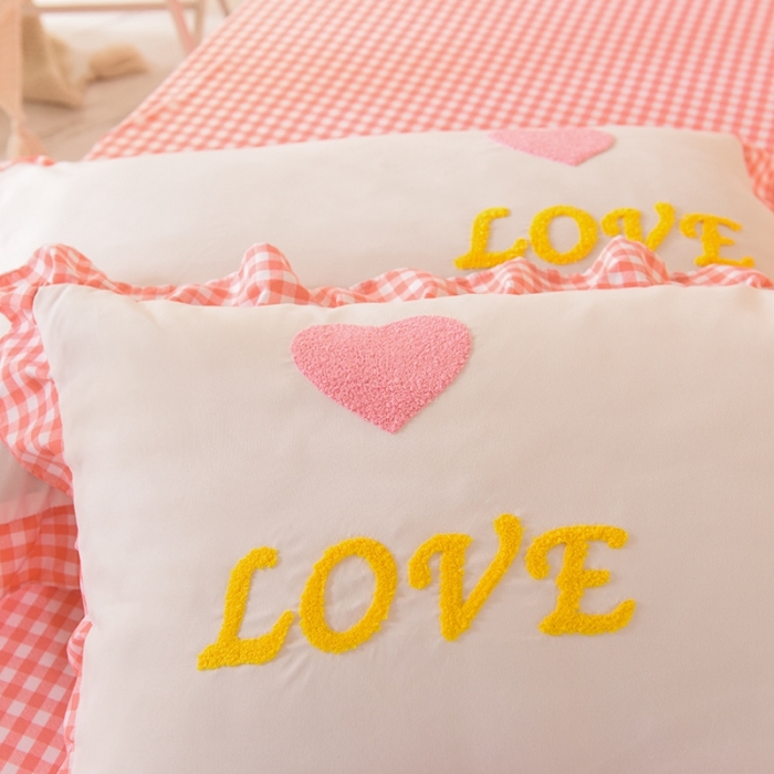 91家纺网 家纺一手货源 找家纺 欧冠家纺 2020新款毛巾绣色织四件套 倾心-粉白