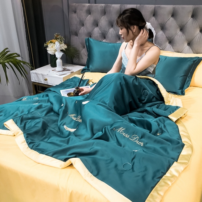 91家纺网 家纺一手货源 找家纺 澳梵 2022新款莫代尔绣花夏被四件套 羽毛-绿