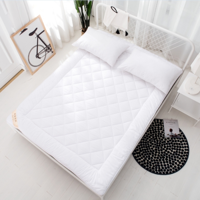 91家纺网 家纺一手货源 找家纺 富威堡 2023新款全棉磨毛床垫 白色