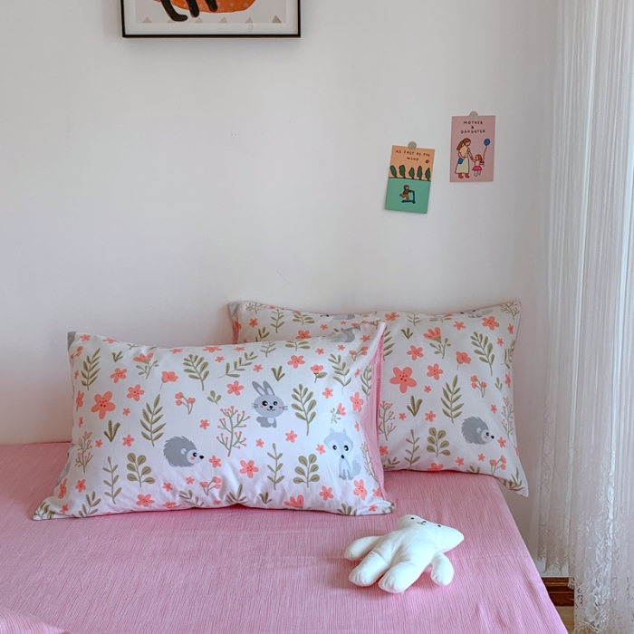 91家纺网 家纺一手货源 找家纺 星期八 2020新款13070全棉四件套亲子系列 小刺猬