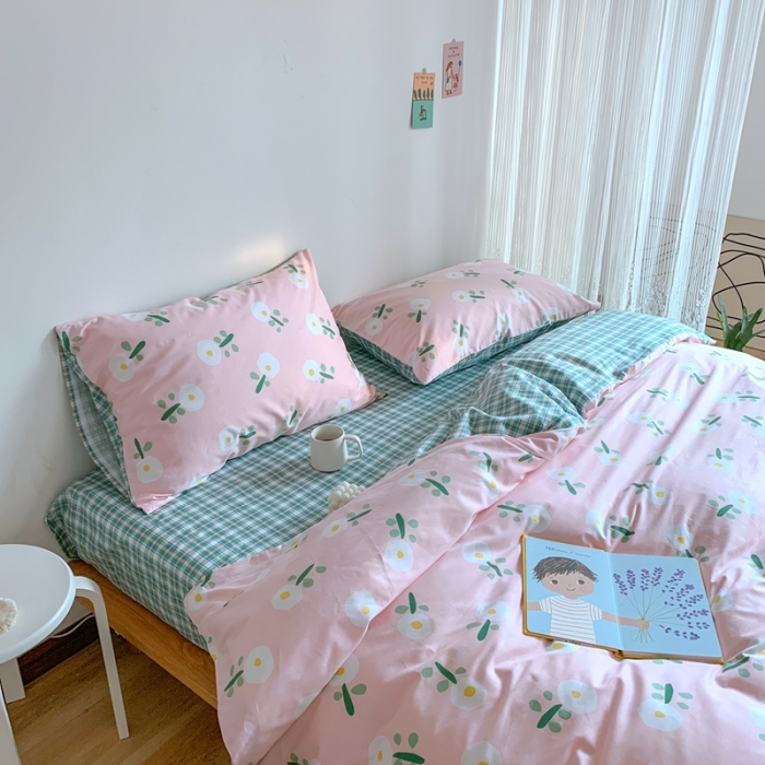 91家纺网 家纺一手货源 找家纺 星期八 2020新款13070全棉四件套亲子系列 粉色小花