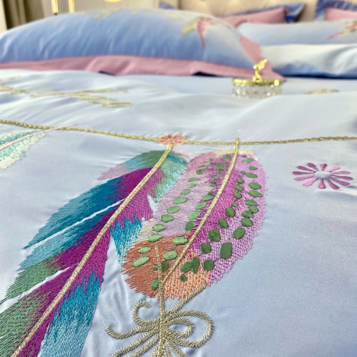 91家纺网 家纺一手货源 找家纺 宅家居 新款60S水洗真丝B版纯棉刺绣羽恋系列四件套羽恋淡蓝