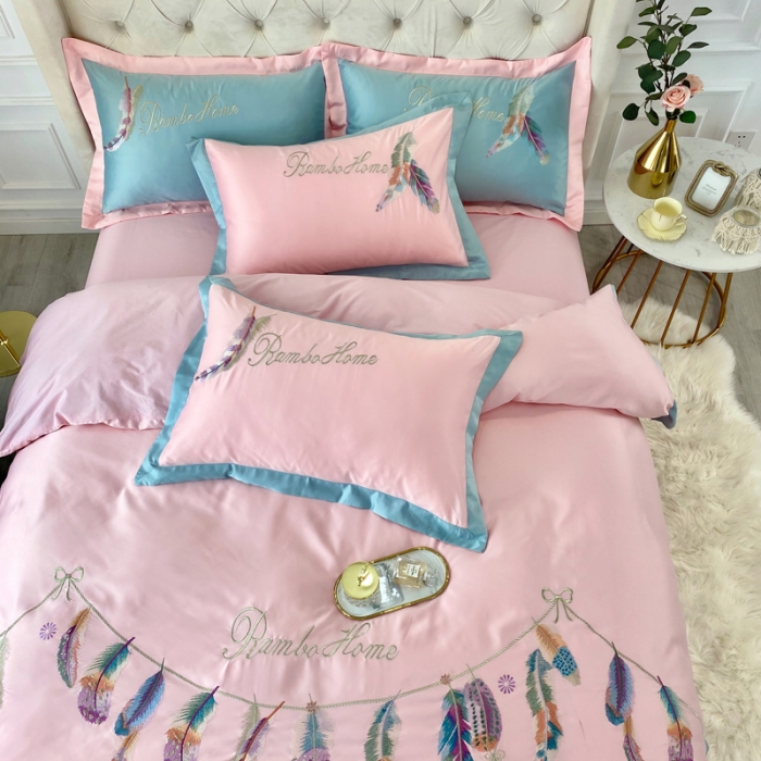 91家纺网 家纺一手货源 找家纺 宅家居 新款60S水洗真丝B版纯棉刺绣羽恋系列四件套羽恋烟粉