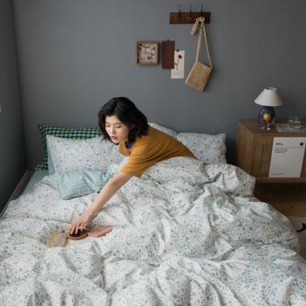 91家纺网 家纺一手货源 找家纺 希文 2020新款全棉13372印花四件套“森”系 爱情鸟兰