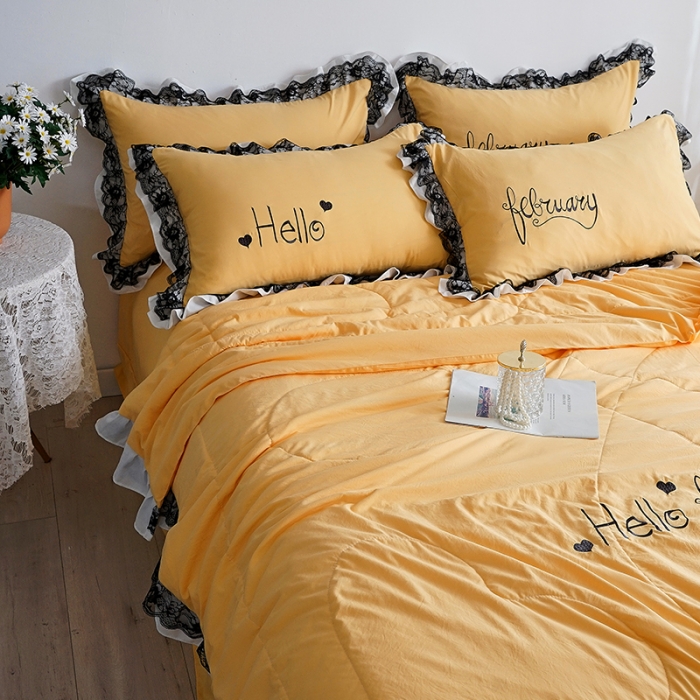 91家纺网 家纺一手货源 找家纺 骏腾家纺 2022新款水洗棉夏被四件套蕾丝绣花款 美丽-姜黄