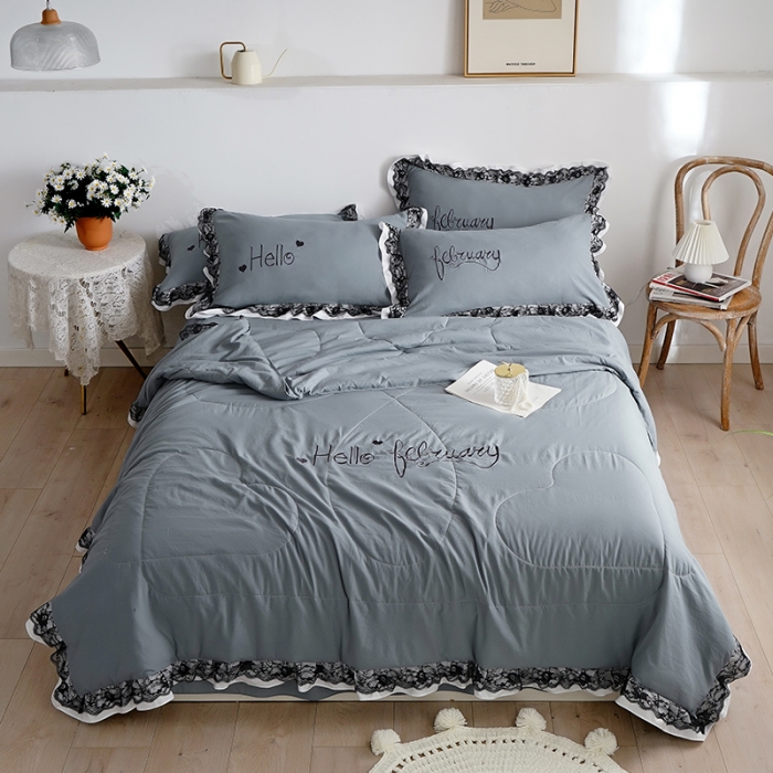 91家纺网 家纺一手货源 找家纺 骏腾家纺 2022新款水洗棉夏被四件套蕾丝绣花款美丽-绅士灰