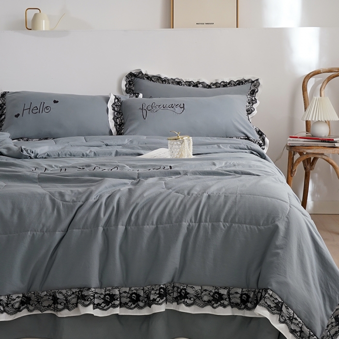 91家纺网 家纺一手货源 找家纺 骏腾家纺 2022新款水洗棉夏被四件套蕾丝绣花款美丽-绅士灰