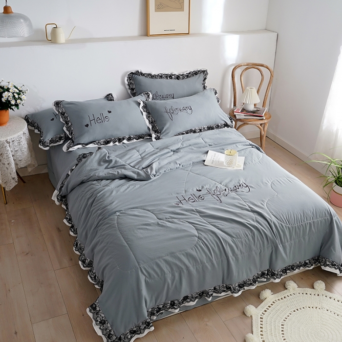 91家纺网 家纺一手货源 找家纺 骏腾家纺 2022新款水洗棉夏被四件套蕾丝绣花款美丽-绅士灰