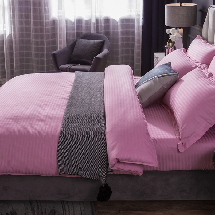 91家纺网 家纺一手货源 找家纺 久典 2020新款学生单位宿舍酒店风全棉四件套 艳丽粉