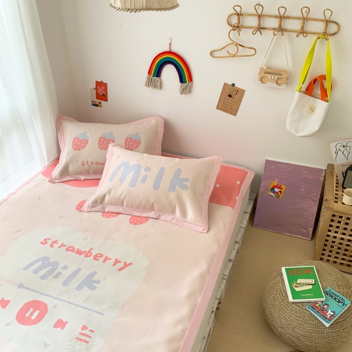 91家纺网 家纺一手货源 找家纺 时年 2020新款水洗养生凉席 niunai草莓