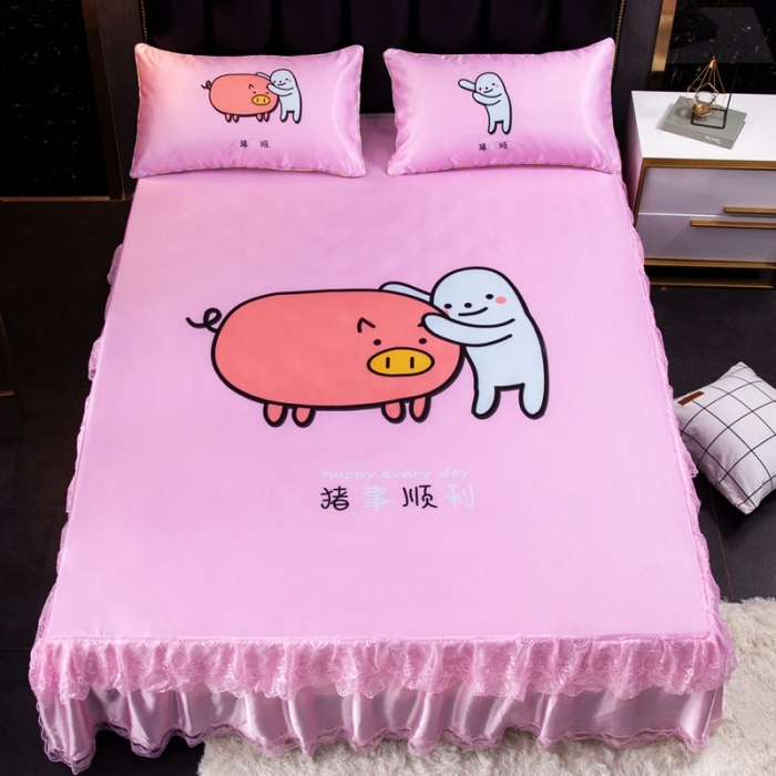 91家纺网 家纺一手货源 找家纺 纽缦 2020新款冰丝大版床裙三件套 猪事顺利