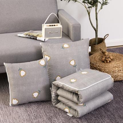 宝马家纺 2022年精梳棉抱枕被 木棉花