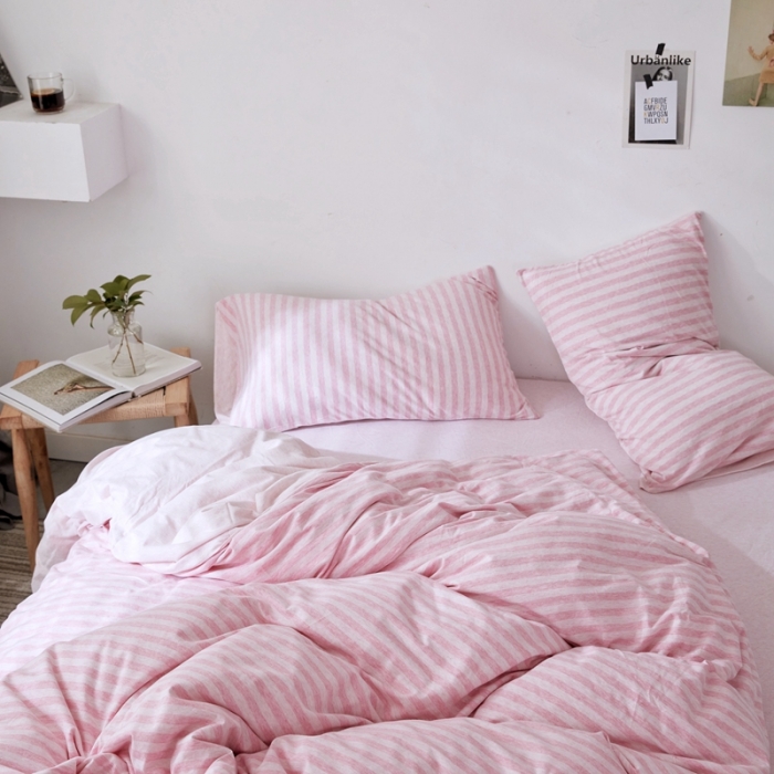 91家纺网 家纺一手货源 找家纺 华超针织 2021新款针织四件套 浅粉中条