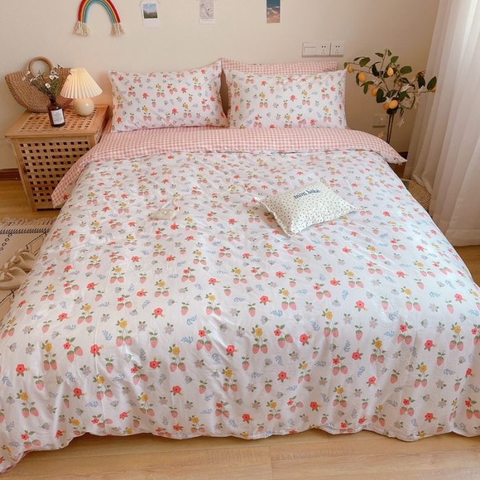 91家纺网 家纺一手货源 找家纺 沐棉 2020新款全棉13370四件套实拍图 小草莓