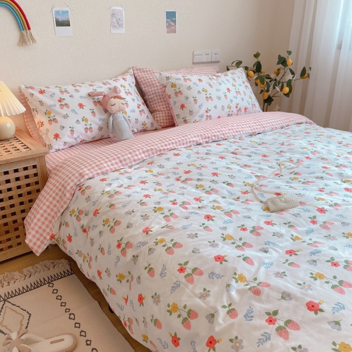 91家纺网 家纺一手货源 找家纺 沐棉 2020新款全棉13370四件套实拍图 小草莓