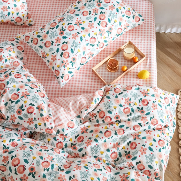 91家纺网 家纺一手货源 找家纺 梦家居 2020新款全棉小碎花四件套 花开朵朵