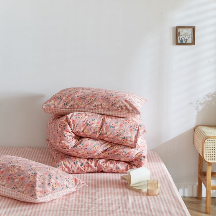 91家纺网 家纺一手货源 找家纺 梦家居 2020新款全棉小碎花四件套 花香迷情