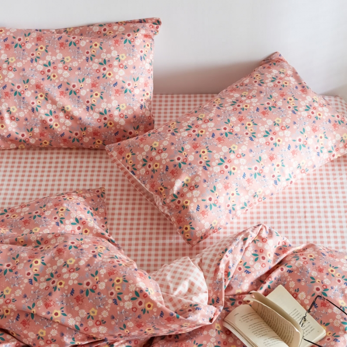 91家纺网 家纺一手货源 找家纺 梦家居 2020新款全棉小碎花四件套 花香迷情