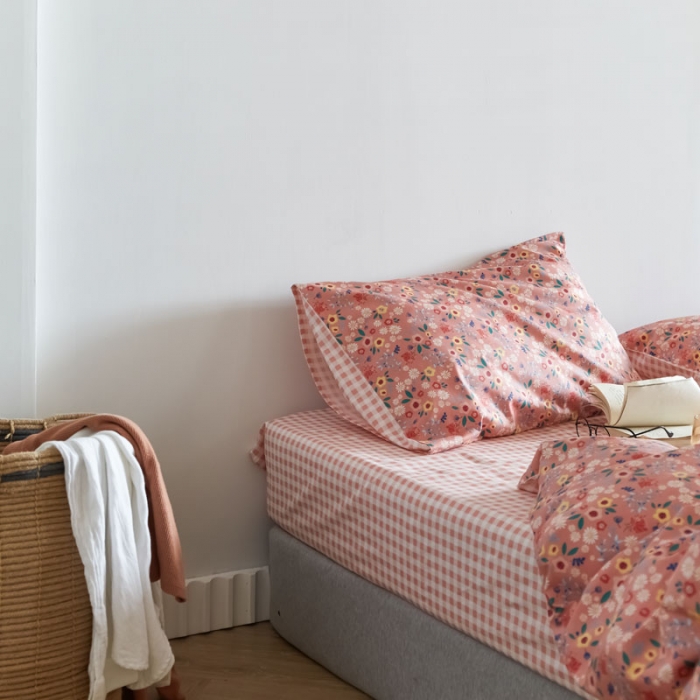 91家纺网 家纺一手货源 找家纺 梦家居 2020新款全棉小碎花四件套 花香迷情