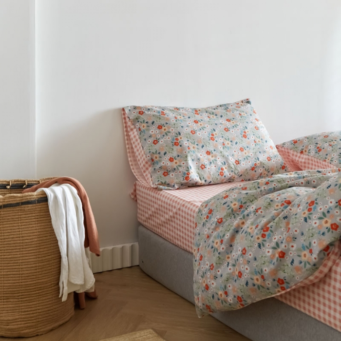 91家纺网 家纺一手货源 找家纺 梦家居 2020新款全棉小碎花四件套 可可佳人