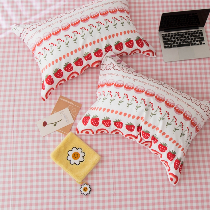 91家纺网 家纺一手货源 找家纺 窝米 2020春夏新品全棉13372四件套小波西风系列草莓酱