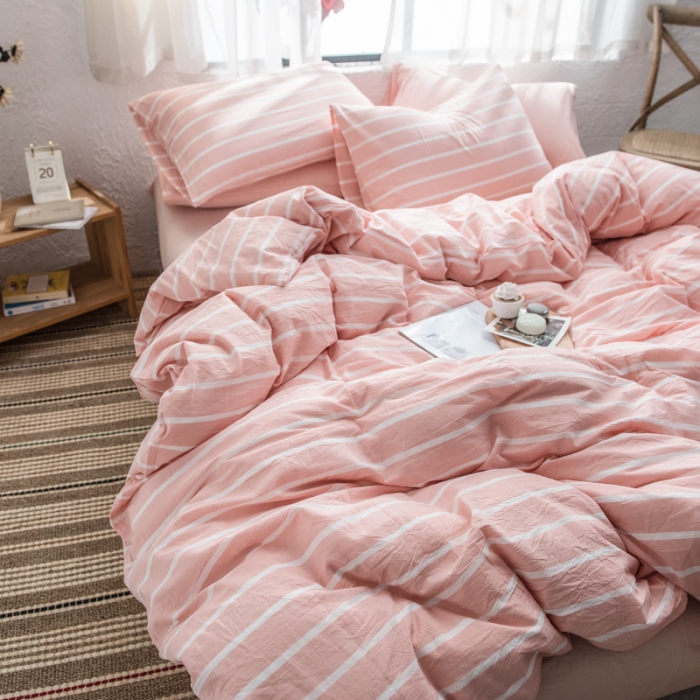 91家纺网 家纺一手货源 找家纺 佳梦达 2020新款全色织全棉水洗双拼四件套 浅粉白条