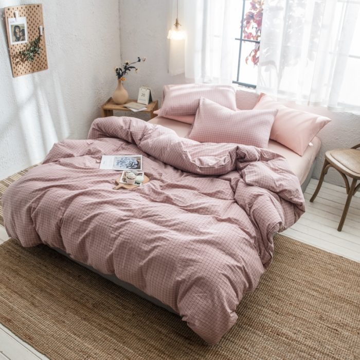 91家纺网 家纺一手货源 找家纺 佳梦达 2020新款全色织全棉水洗双拼四件套 粉中格