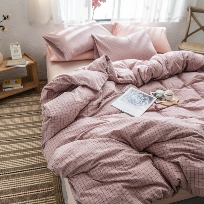 91家纺网 家纺一手货源 找家纺 佳梦达 2020新款全色织全棉水洗双拼四件套 粉中格