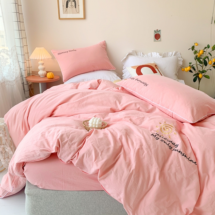 91家纺网 家纺一手货源 找家纺 玛奇朵 2021新品刺绣款纯棉色织水洗棉四件套 粉色