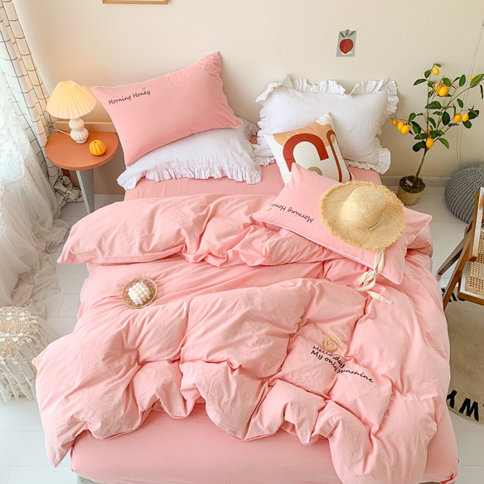 91家纺网 家纺一手货源 找家纺 玛奇朵 2021新品刺绣款纯棉色织水洗棉四件套 粉色