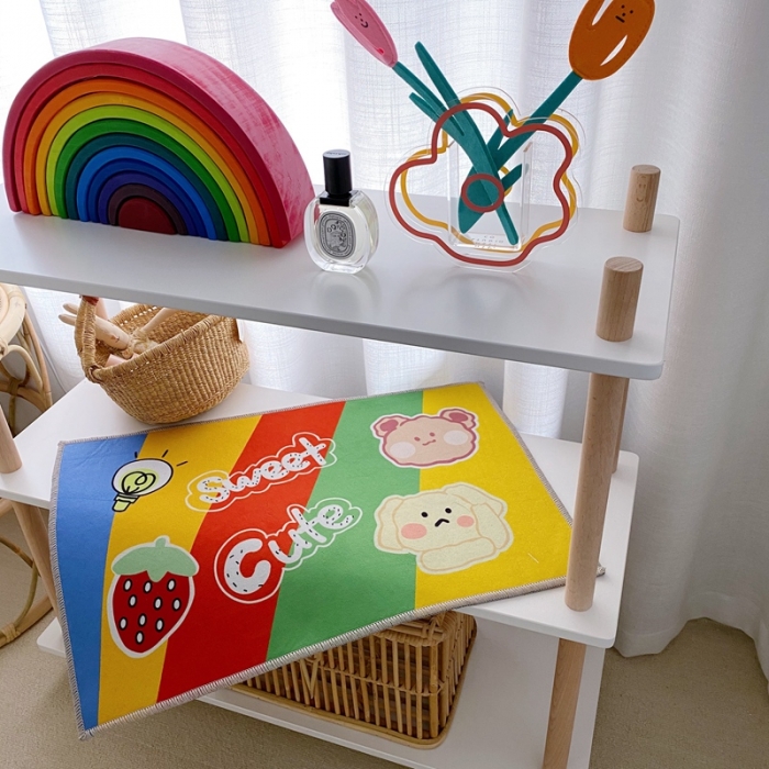 91家纺网 家纺一手货源 找家纺 星期八 2020新款ins卡通地垫 彩虹熊