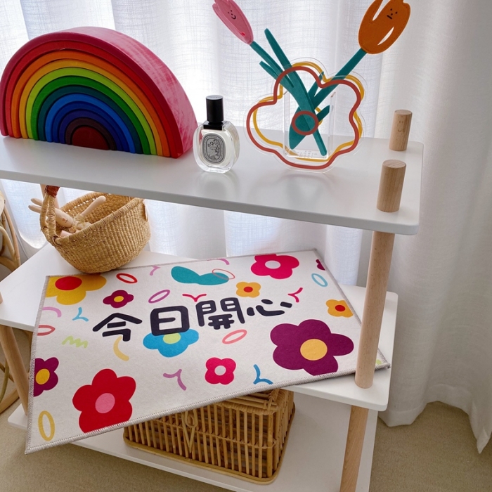 91家纺网 家纺一手货源 找家纺 星期八 2020新款ins卡通地垫 今日开心