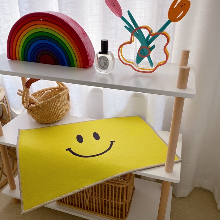 91家纺网 家纺一手货源 找家纺 星期八 2020新款ins卡通地垫 笑脸