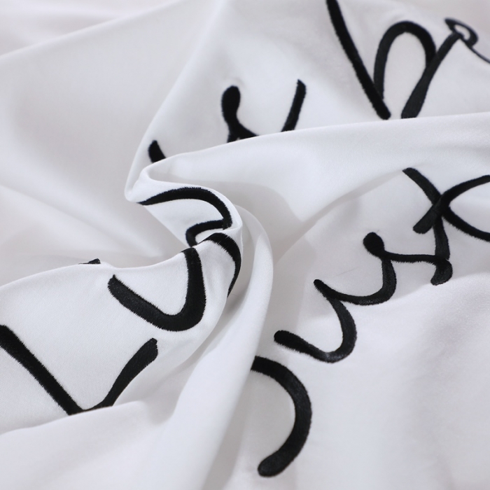 91家纺网 家纺一手货源 找家纺 2020全棉60长绒棉绣花韩版四件套纯棉60S支刺绣 菠萝绿