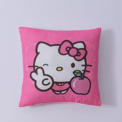 91家纺网 家纺一手货源 找家纺 博笔熊 2020新款赠品抱枕 凯蒂猫苹果