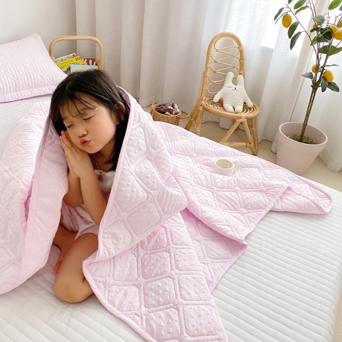 91家纺网 家纺一手货源 找家纺 星期八 2020新款爱心泡泡夏被三件套 少女粉