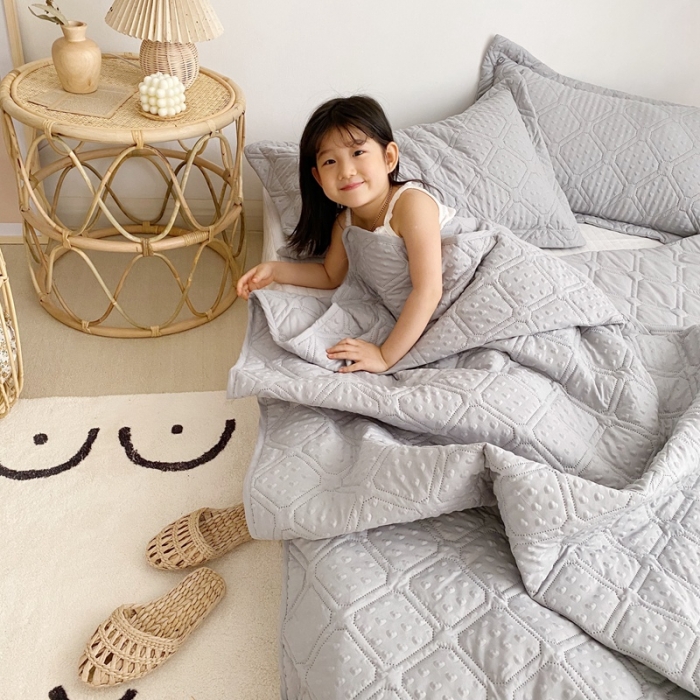 91家纺网 家纺一手货源 找家纺 星期八 2020新款爱心泡泡夏被三件套 星空灰