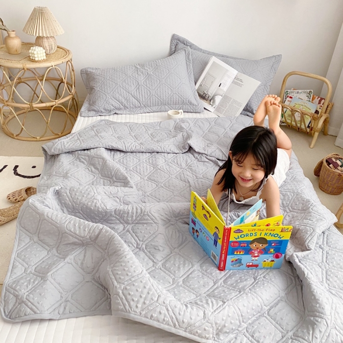 91家纺网 家纺一手货源 找家纺 星期八 2020新款爱心泡泡夏被三件套 星空灰