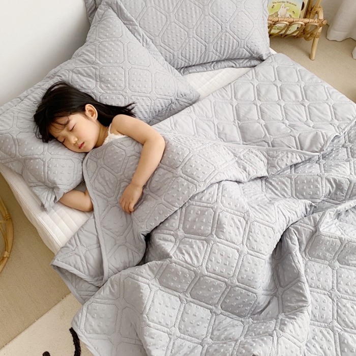 91家纺网 家纺一手货源 找家纺 星期八 2020新款爱心泡泡夏被三件套 星空灰