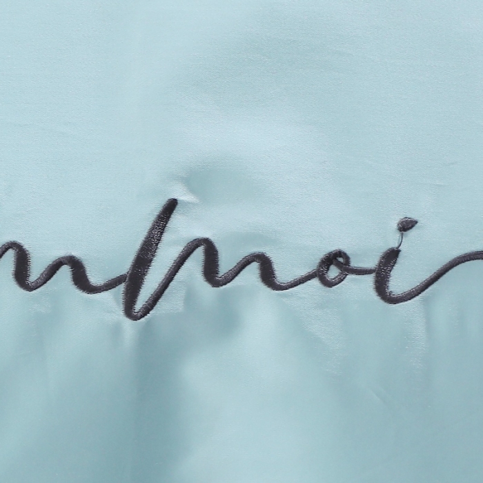 91家纺网 家纺一手货源 找家纺 全棉纯棉60S贡缎长绒棉绣花四件套纯色双拼色60支刺绣-浅蓝