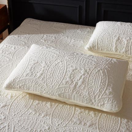 91家纺网 家纺一手货源 找家纺 豪选家纺 2026新款针织棉夹棉防水枕套48*74cm米黄