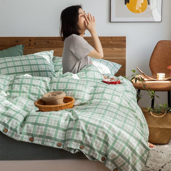 91家纺网 家纺一手货源 找家纺 北纬27度 2020新款英伦复古风全棉色织椰子扣四件套幻听