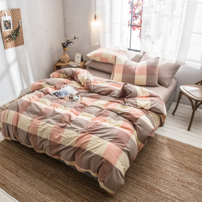 91家纺网 家纺一手货源 找家纺 佳梦达 2020新款全色织全棉水洗双拼单被套 蜜粉大格