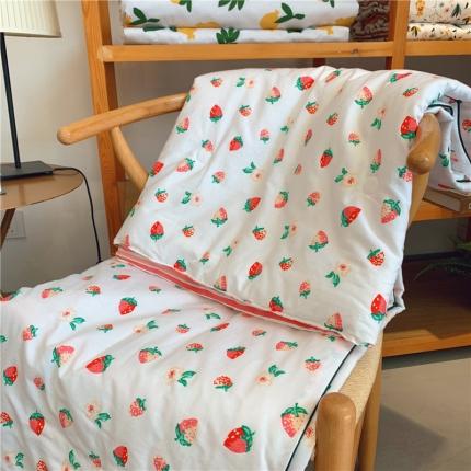 91家纺网 家纺一手货源 找家纺 眠屿 2020新款全棉印花夏被 草莓酱