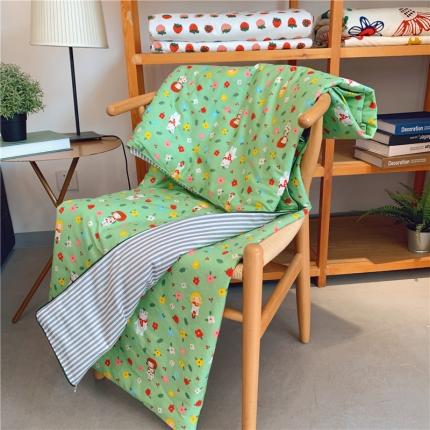 91家纺网 家纺一手货源 找家纺 眠屿 2020新款全棉印花夏被 小红帽-绿