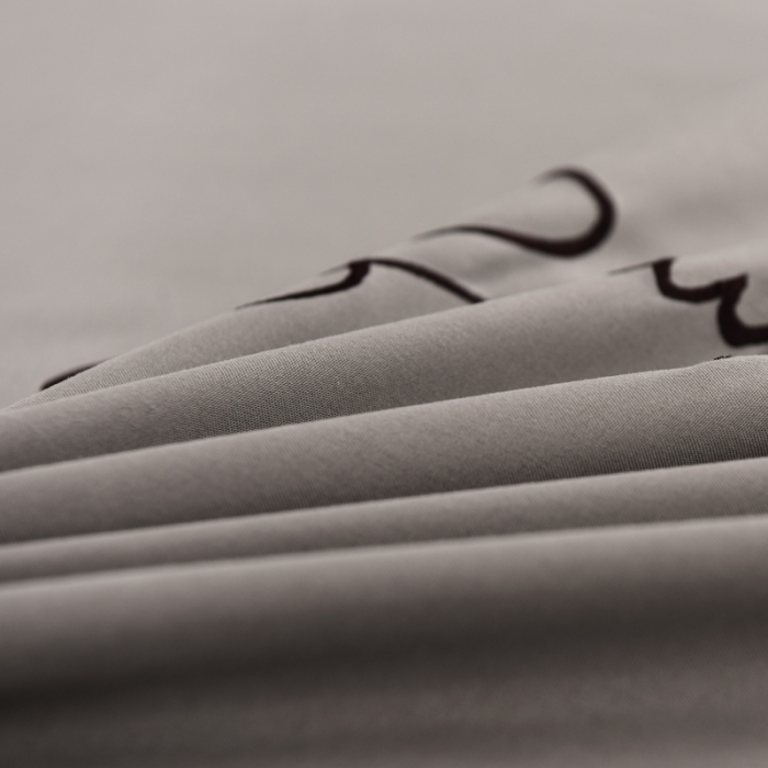 91家纺网 家纺一手货源 找家纺 金米诺 2020新款双层绣花床裙 灰色