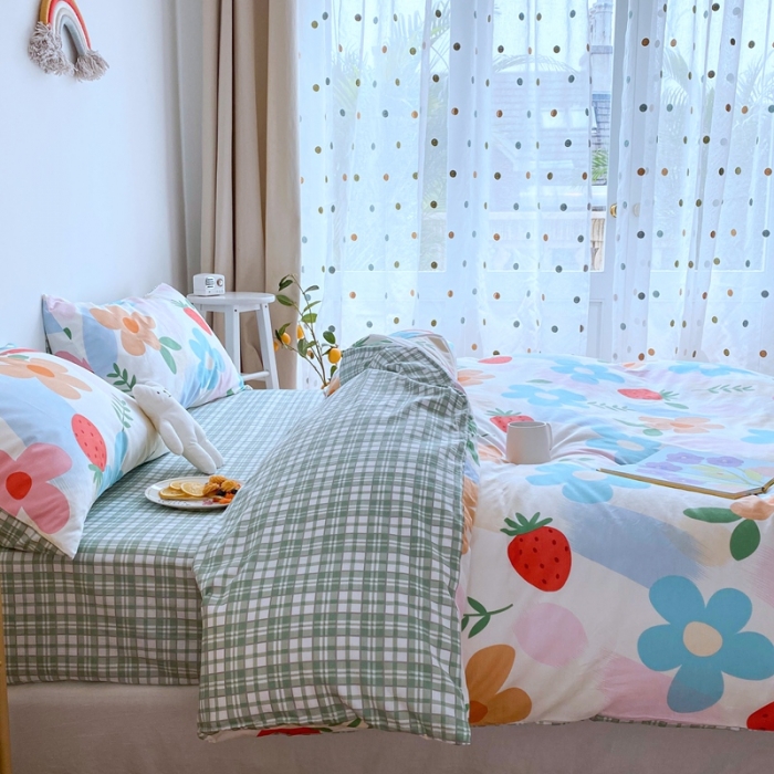 91家纺网 家纺一手货源 找家纺 星期八 2020新款全棉13070亲子四件套系列 草莓花花