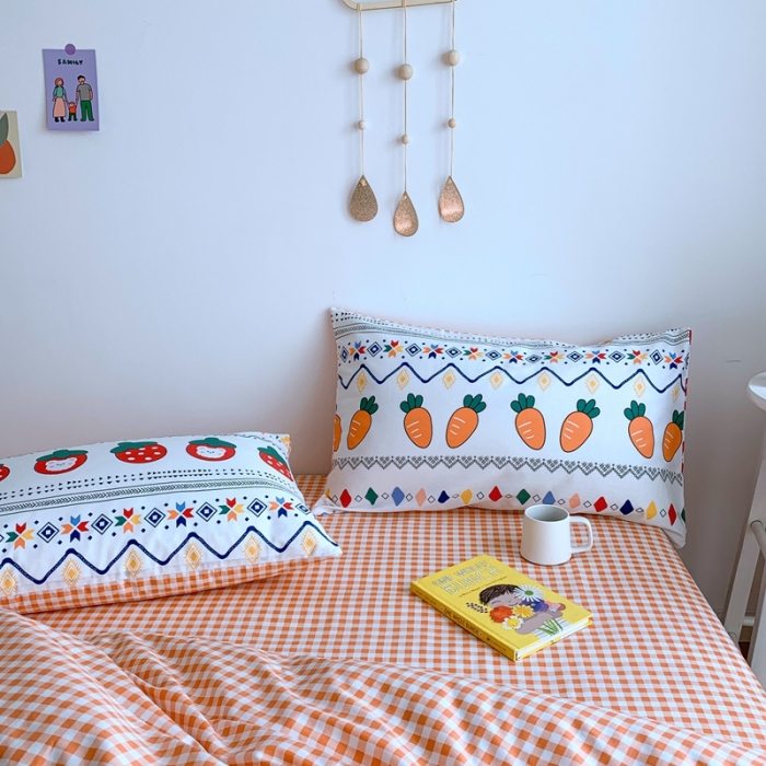 91家纺网 家纺一手货源 找家纺 星期八 2020新款全棉13070亲子四件套系列 草莓萝卜