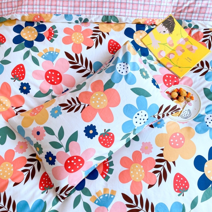 91家纺网 家纺一手货源 找家纺 星期八 2020新款全棉13070亲子四件套系列 花儿朵朵