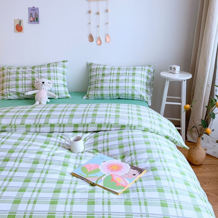 91家纺网 家纺一手货源 找家纺 星期八 2020新款全棉13070亲子四件套系列 绿格